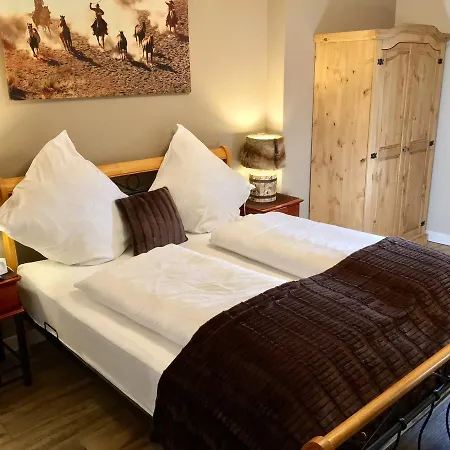 Four Oaks Bed and breakfast